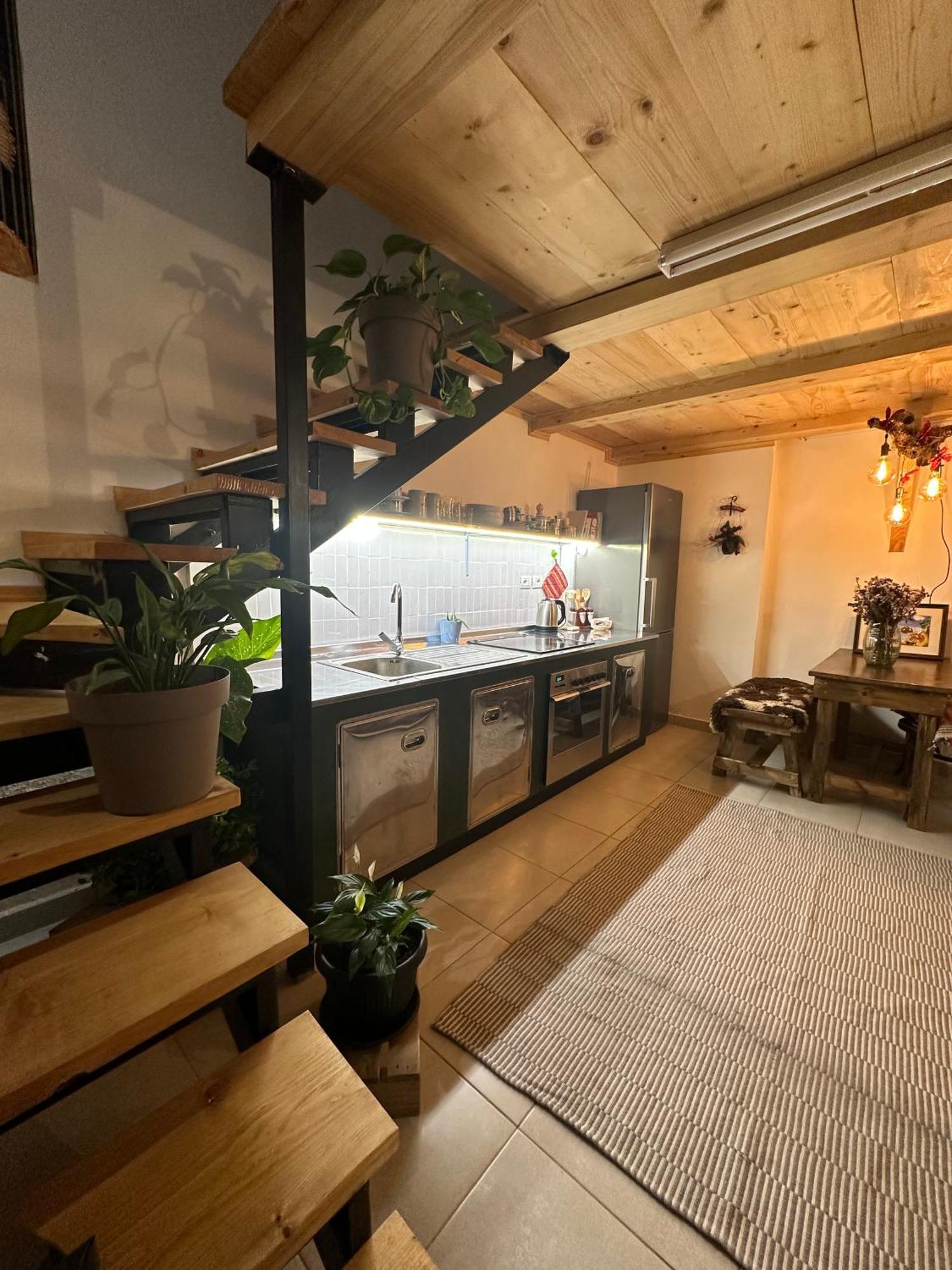My Wooden Apartments تيرانا المظهر الخارجي الصورة